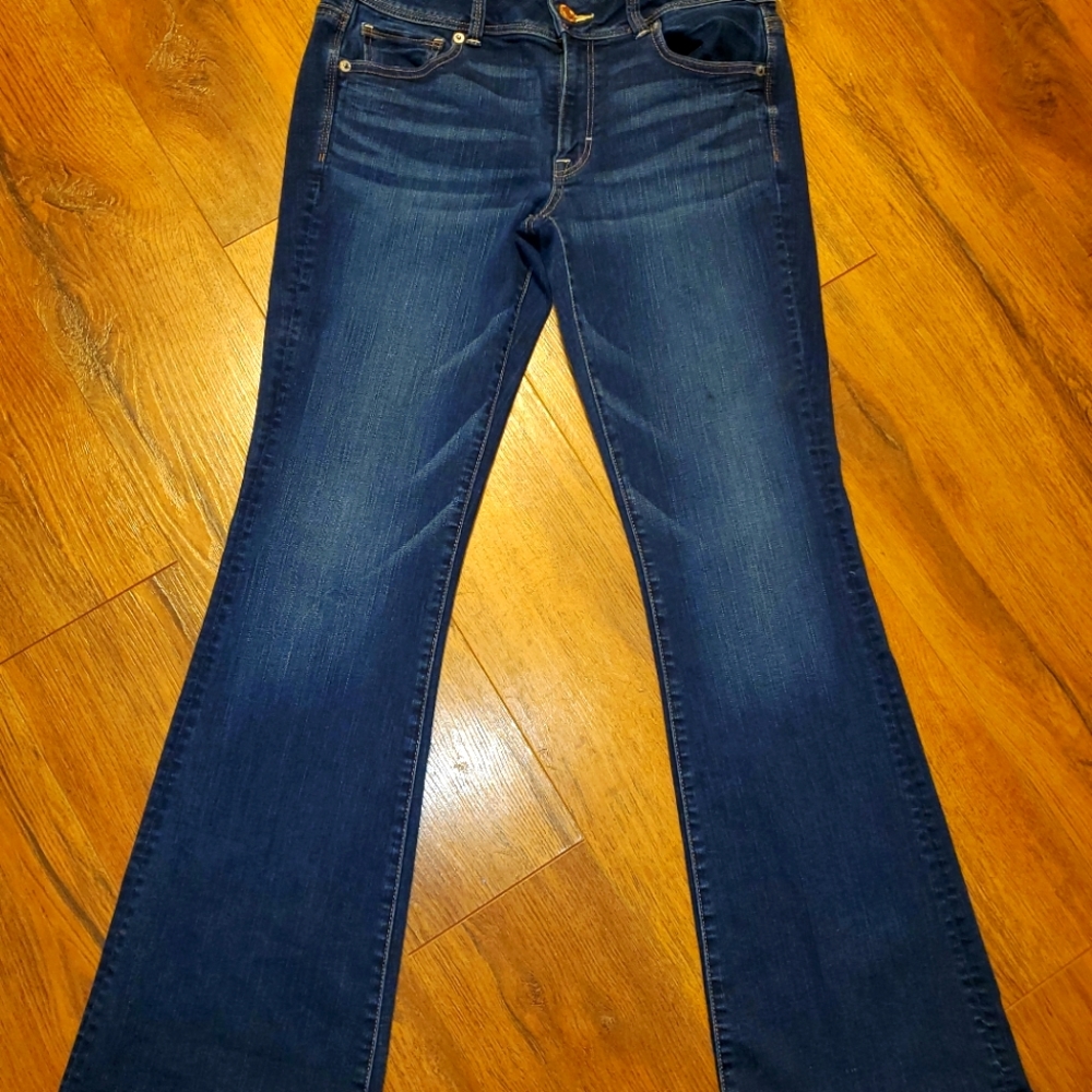 American Eagle size 10 Boot Cut